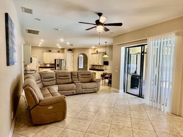 22444 OAKVILLE DRIVE