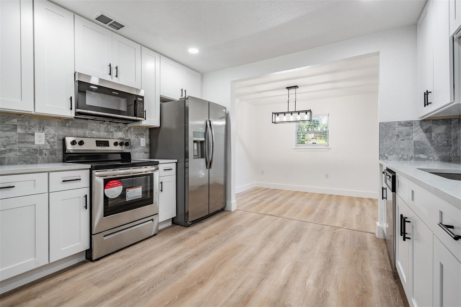 KNIGHT'S ACRES - Residential