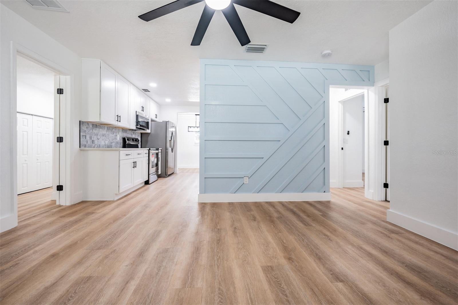 KNIGHT'S ACRES - Residential