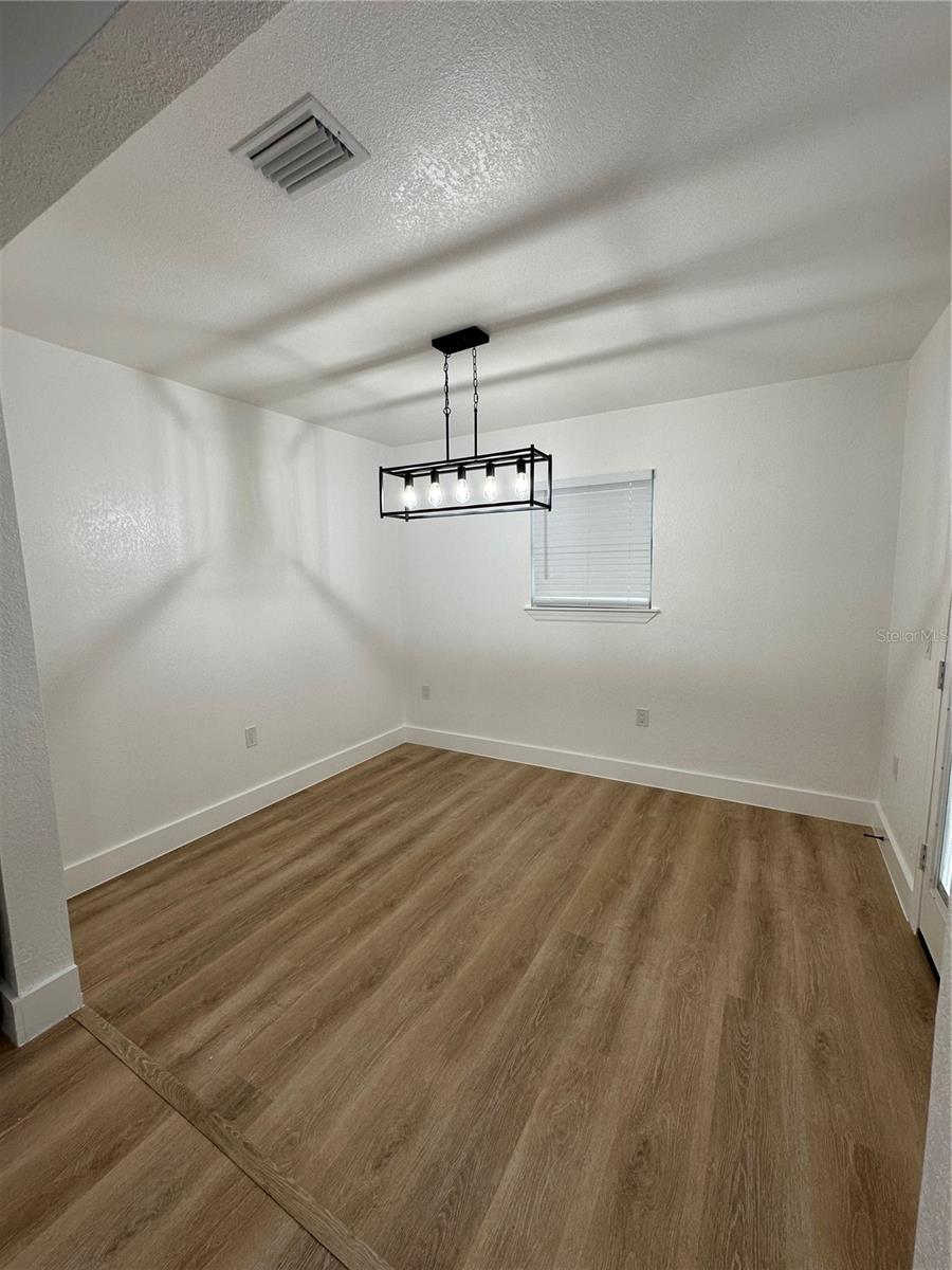 KNIGHT'S ACRES - Residential