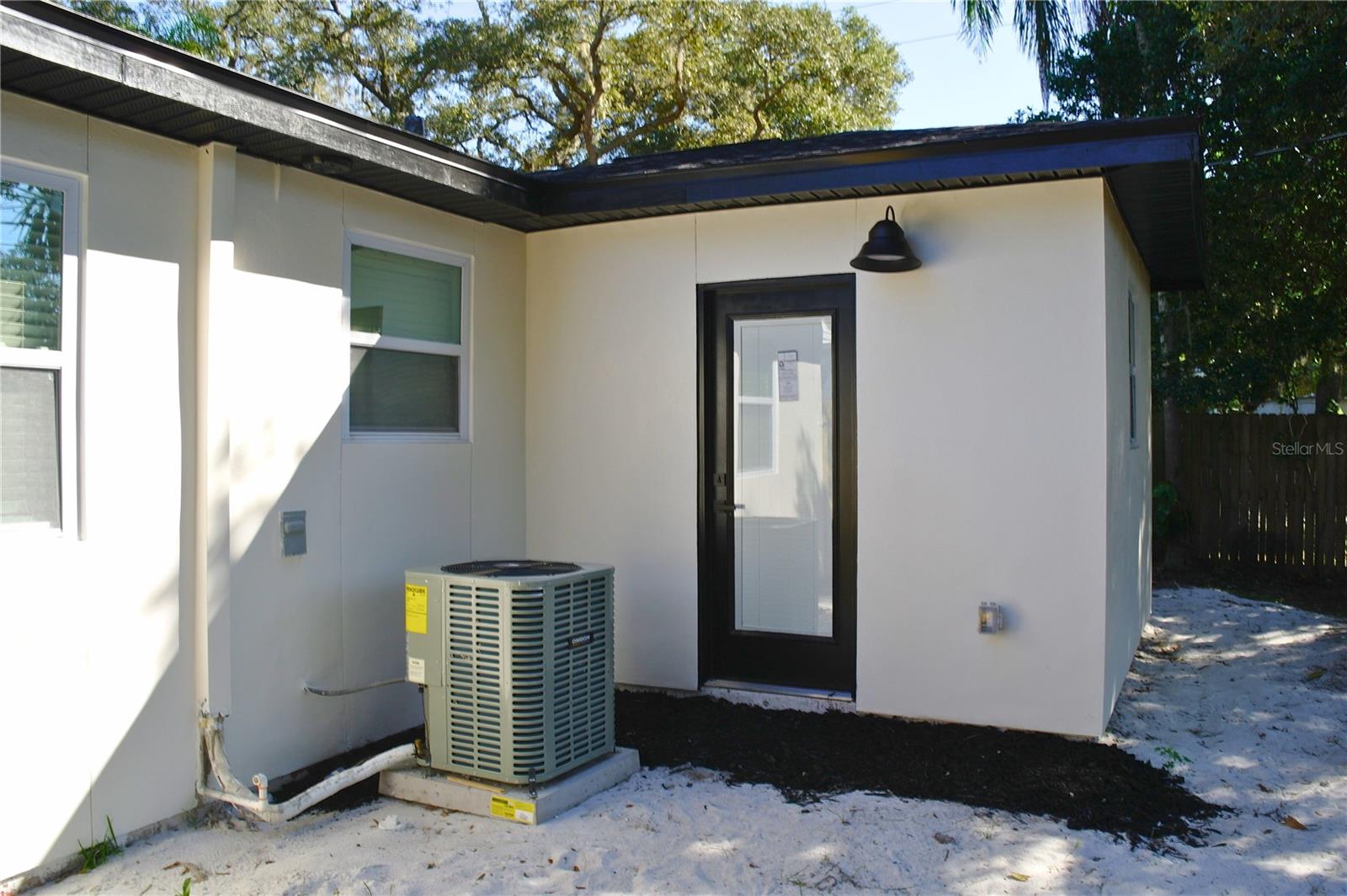 KNIGHT'S ACRES - Residential