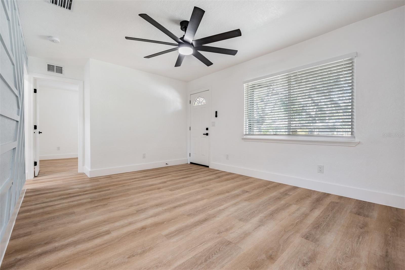 KNIGHT'S ACRES - Residential