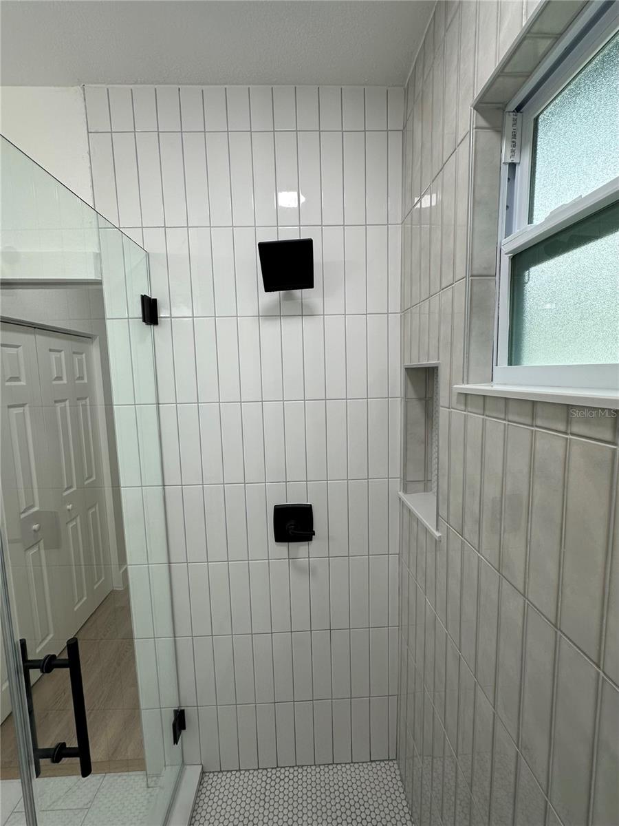 KNIGHT'S ACRES - Residential