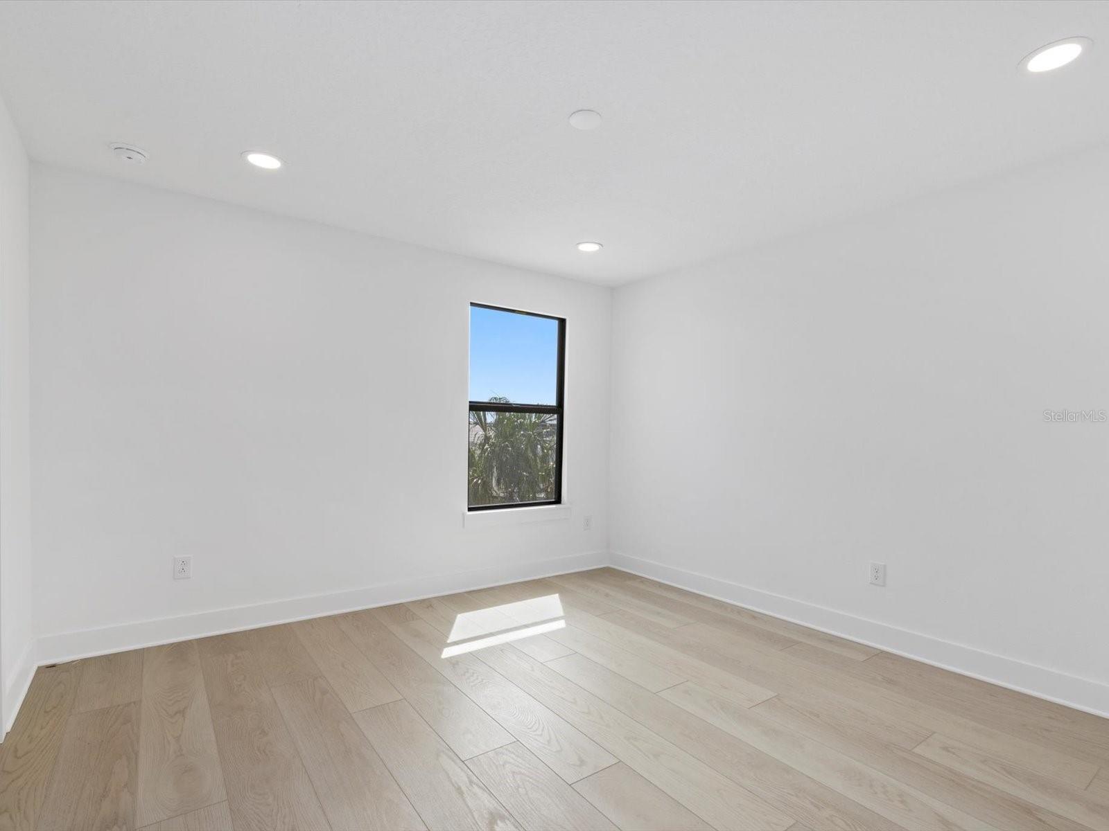 SOLSTICE PH ONE REP - Residential