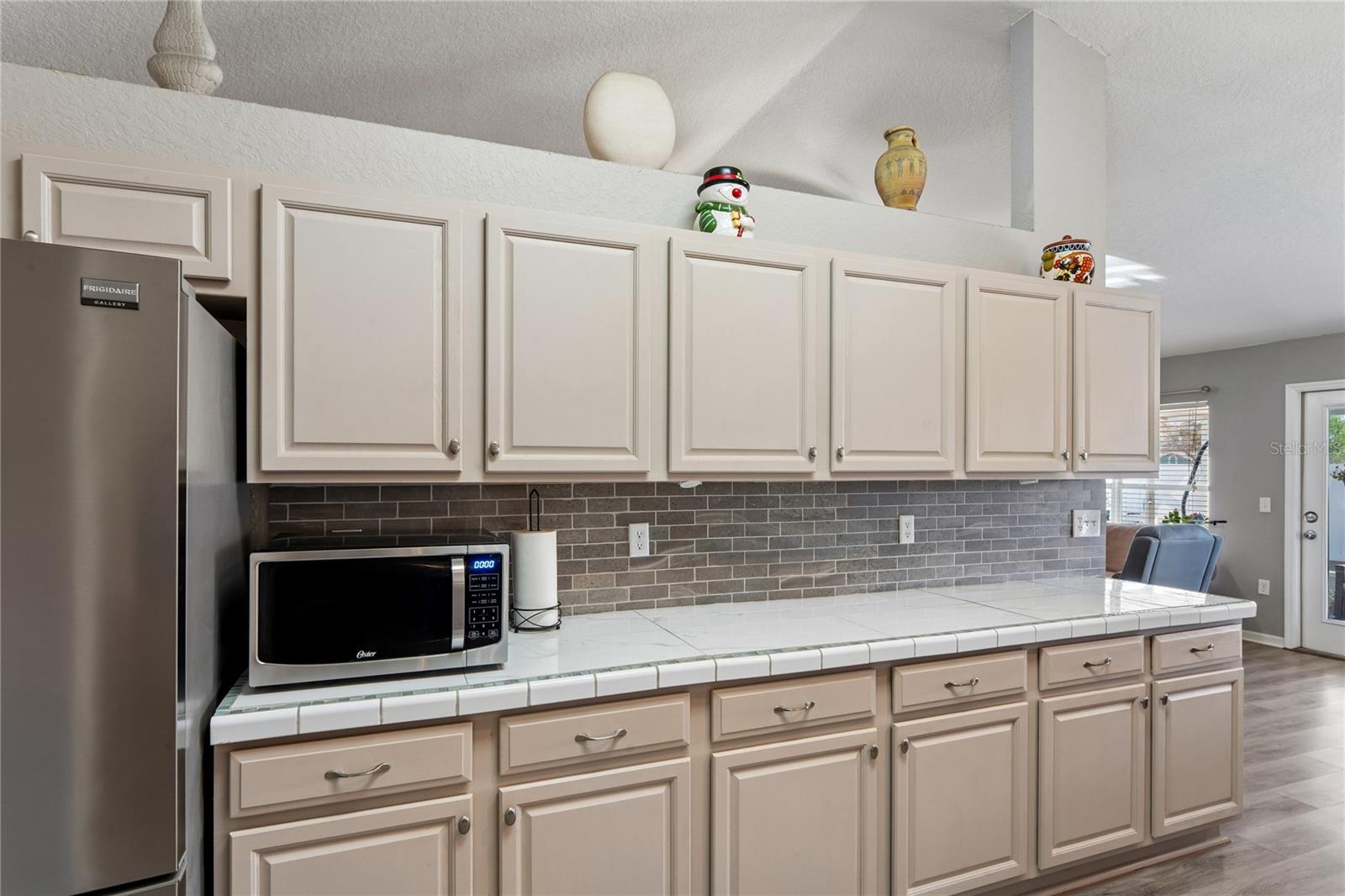 SPRING HILL UNIT 18 - Residential