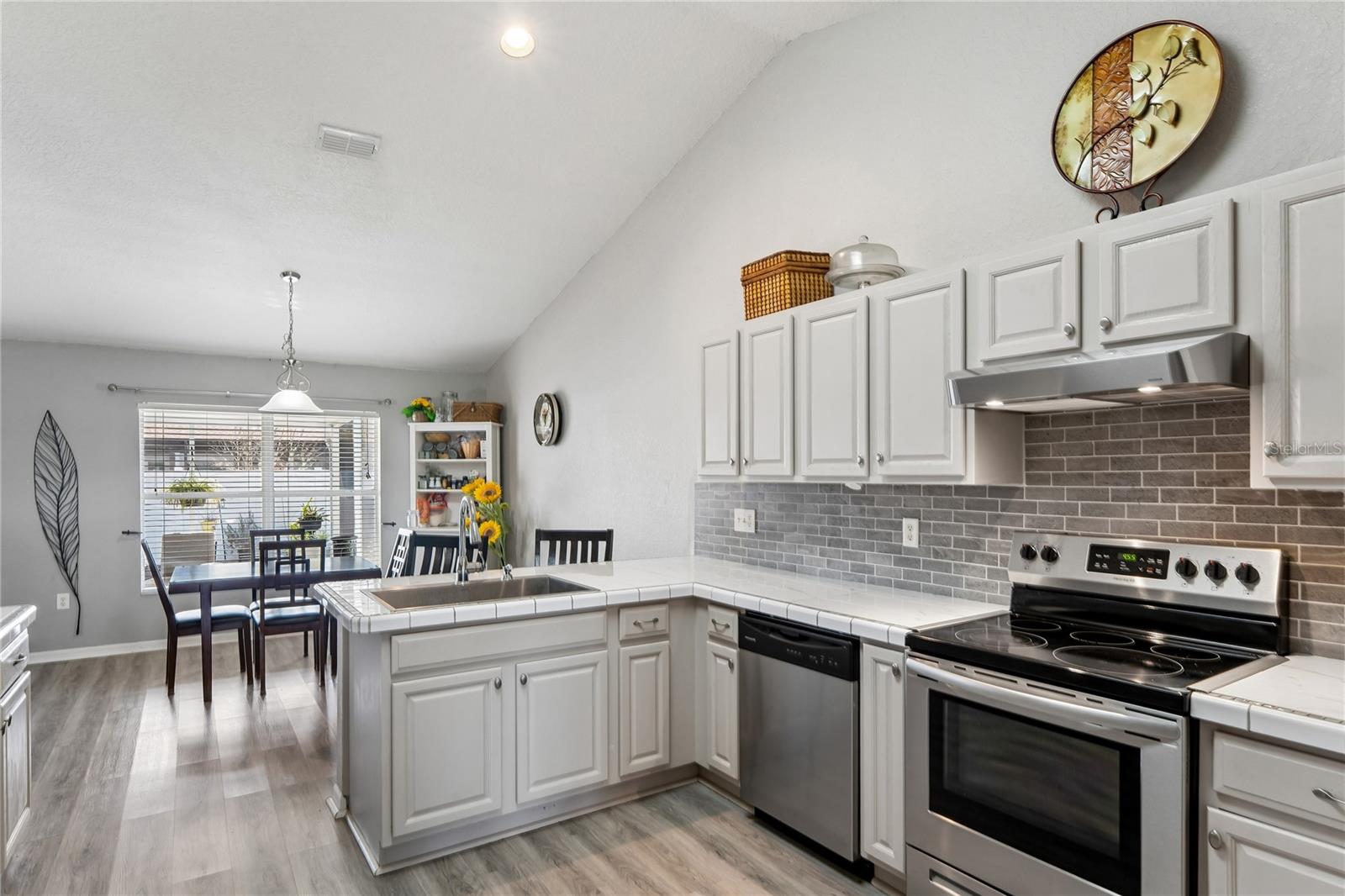 SPRING HILL UNIT 18 - Residential