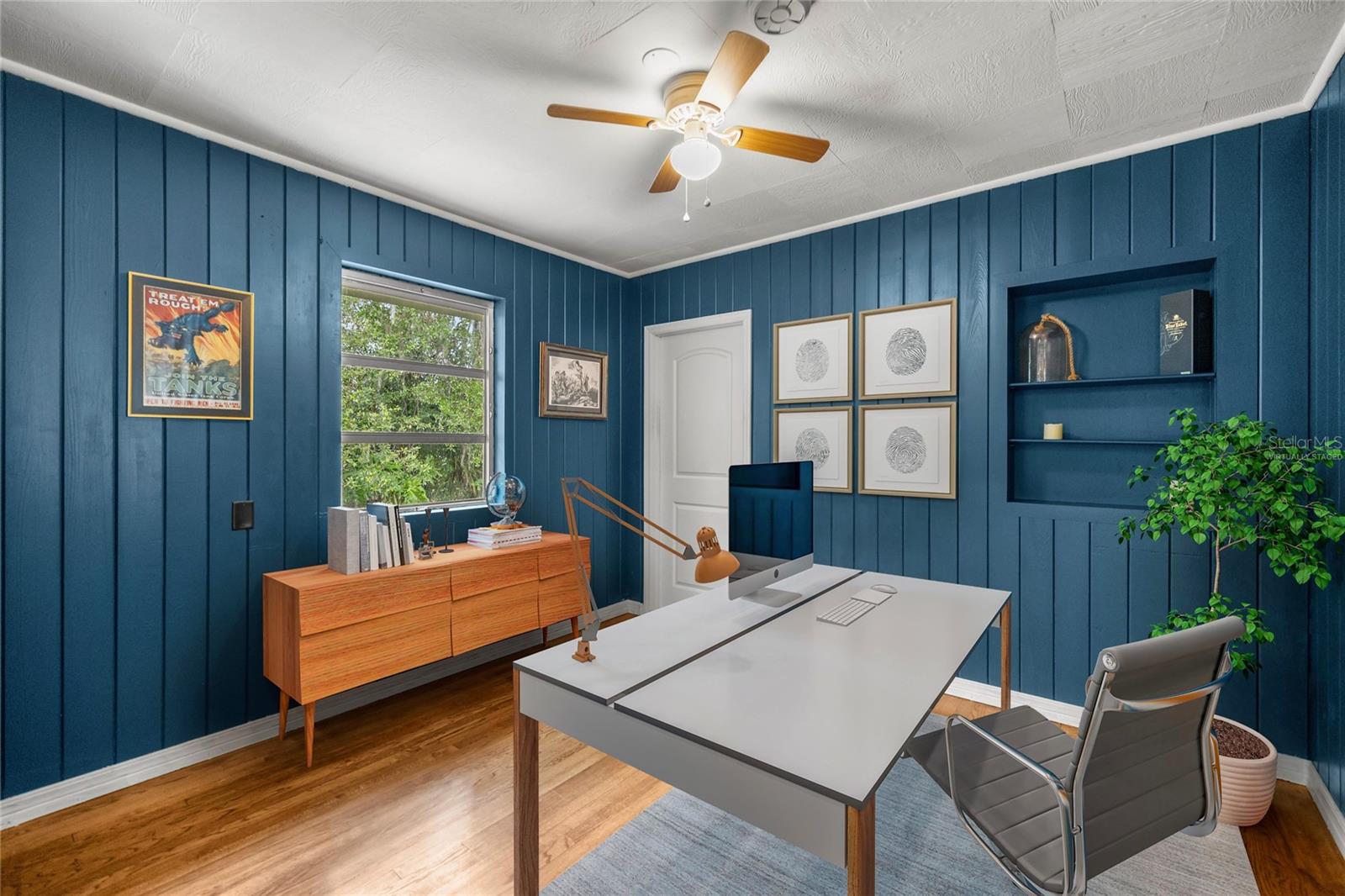 GLENDALE MANOR - Residential