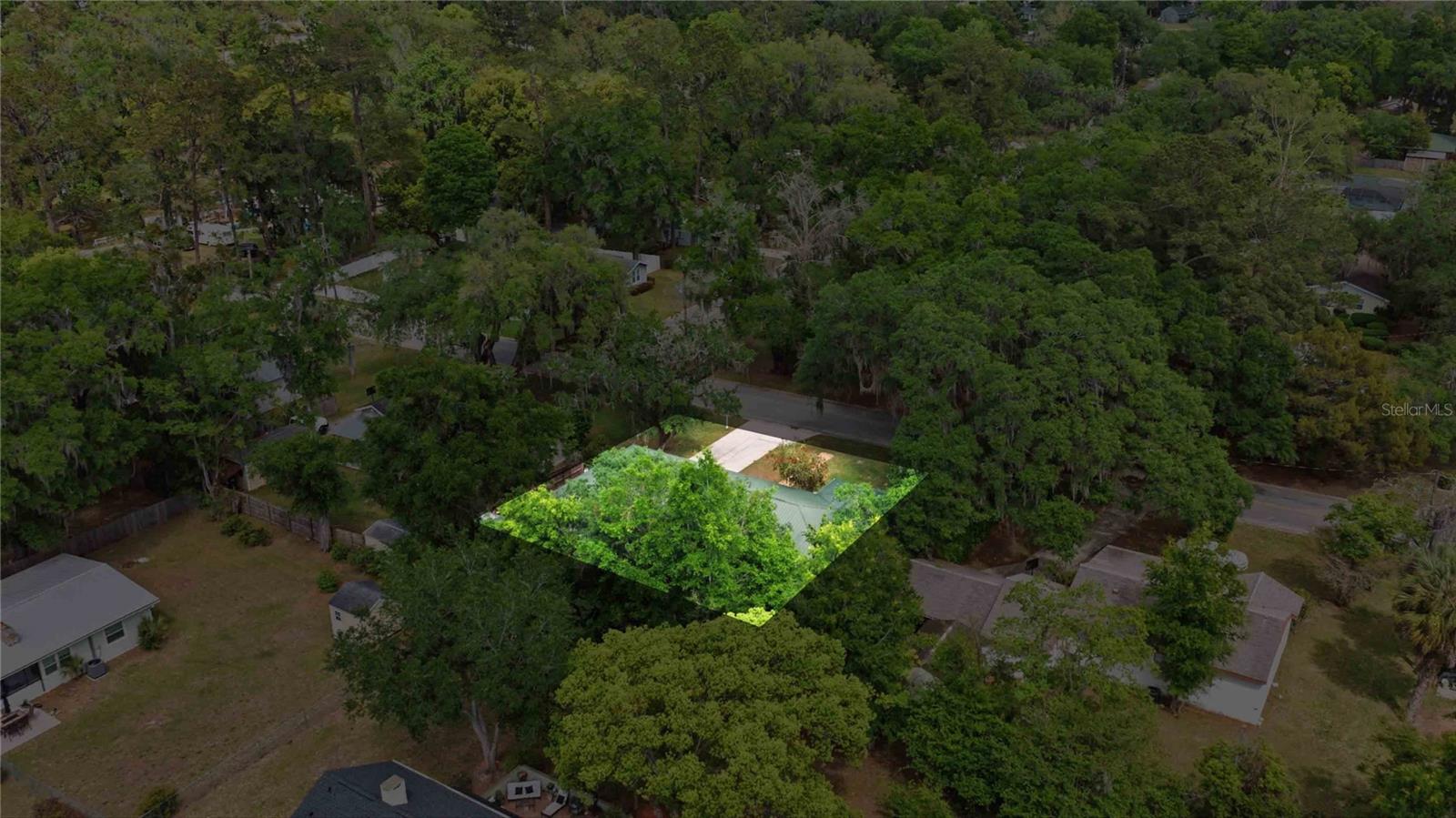 GLENDALE MANOR - Residential