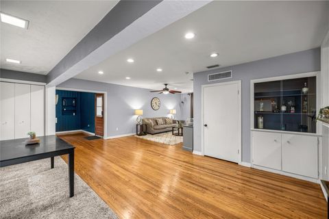 Tiny photo for 732 NE 12th Terrace, Ocala, FL 34470 (MLS # OM721779)