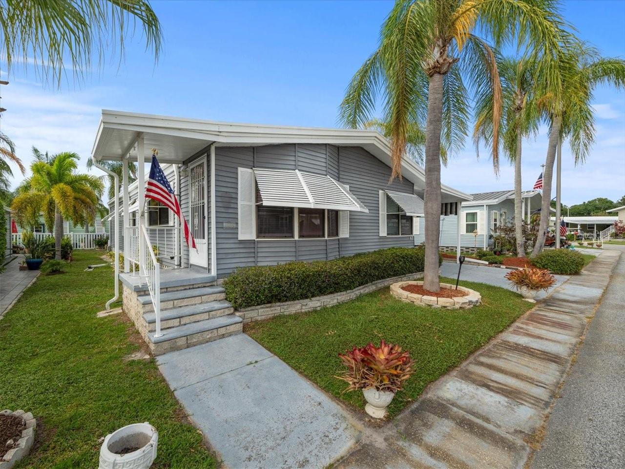 62 PELICAN DRIVE S