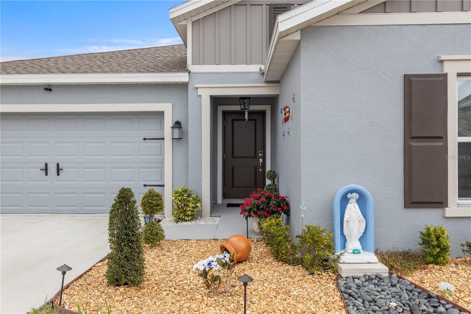 389 SINGING SANDS CIRCLE
