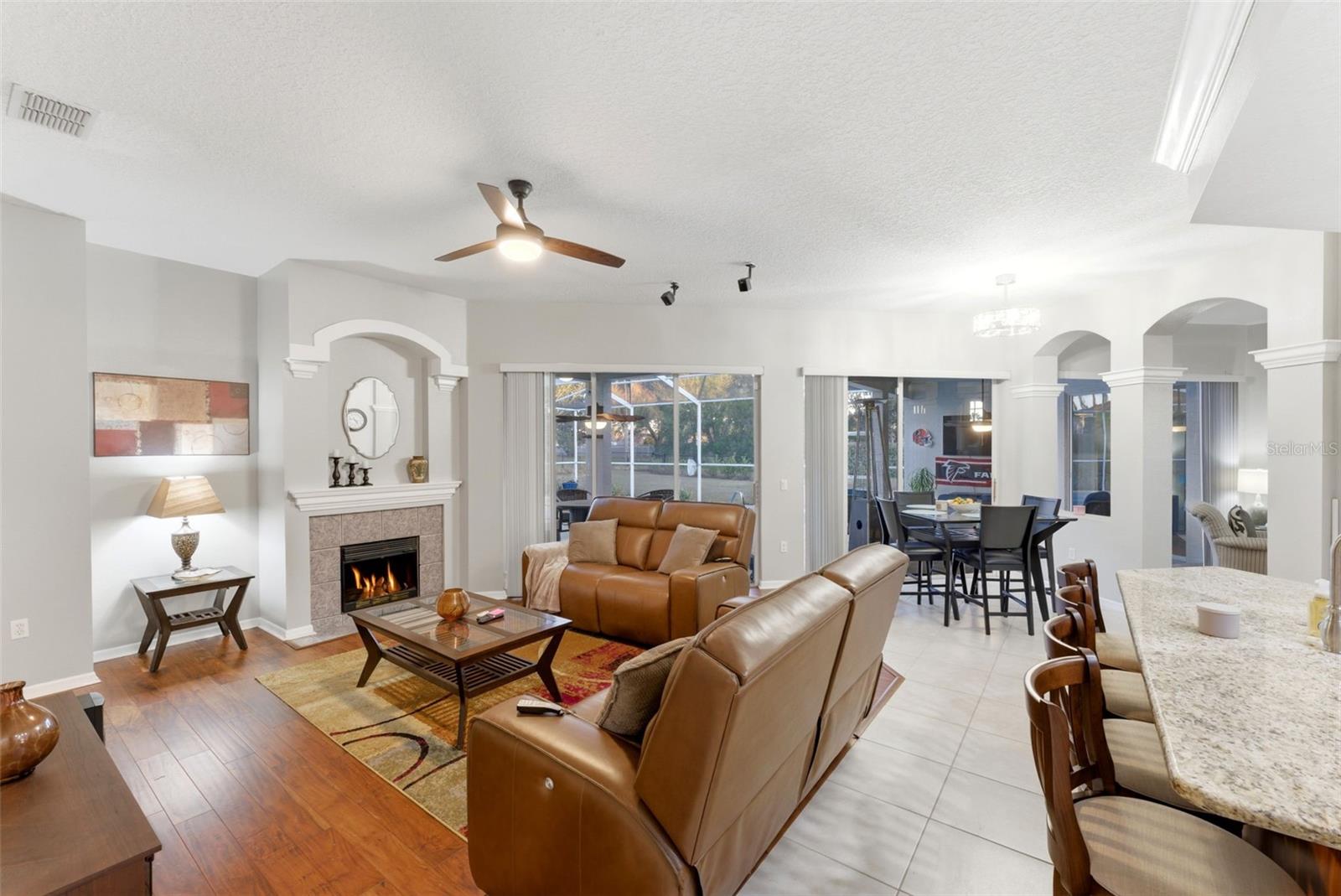 PRISTINE PLACE PH 2 - Residential