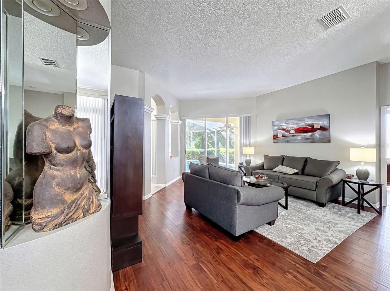 PRISTINE PLACE PH 2 - Residential