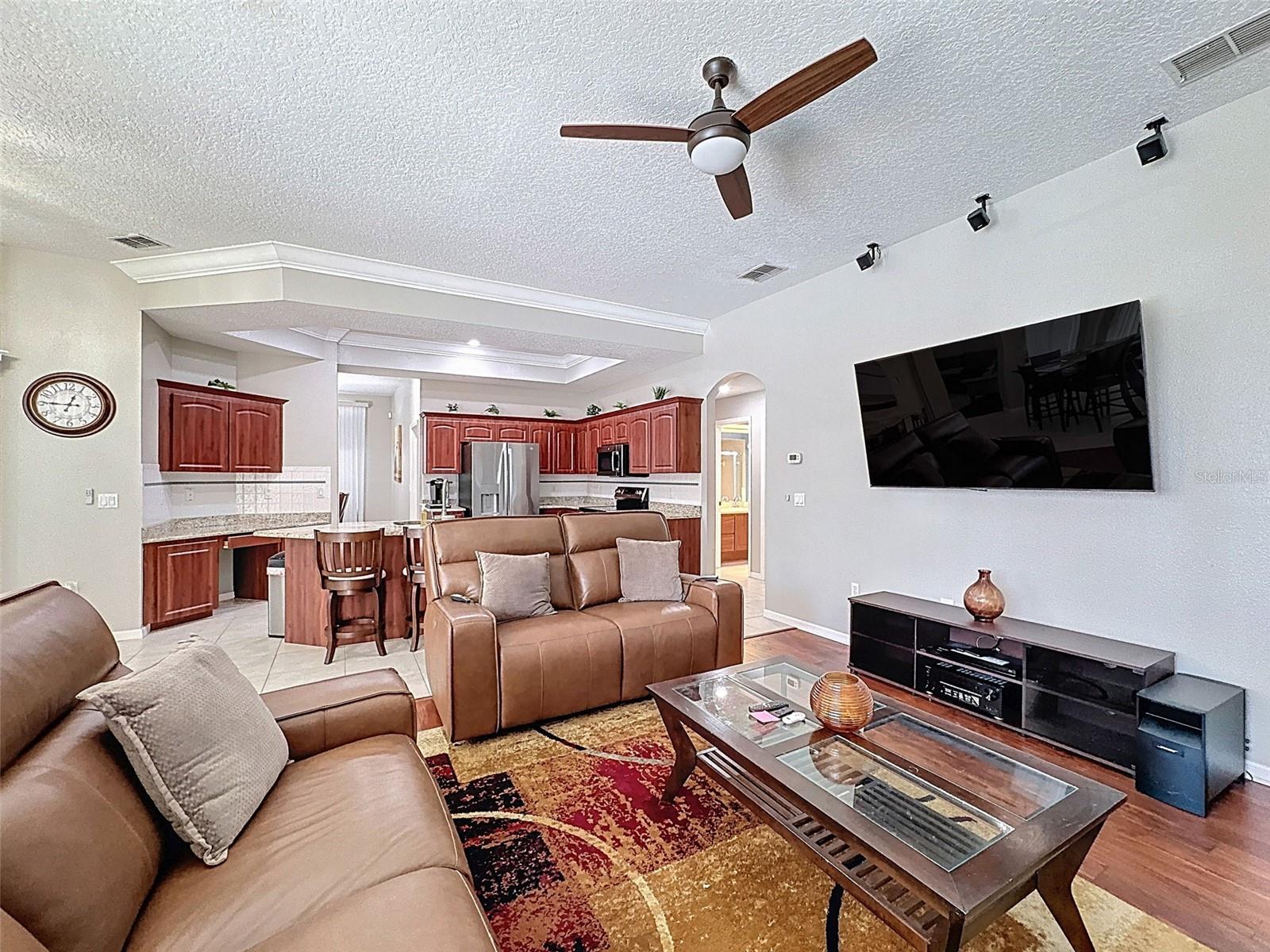 PRISTINE PLACE PH 2 - Residential