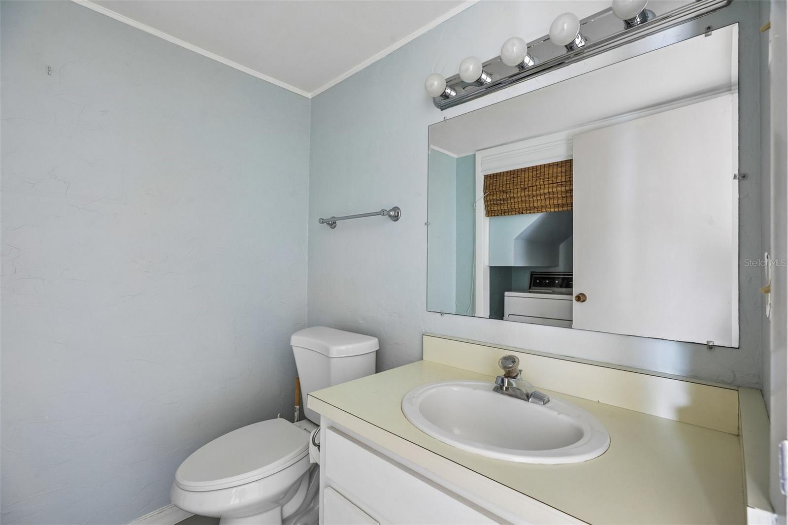WINDHOVER CONDO - Residential