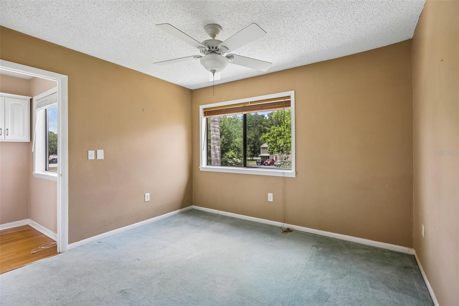 WINDHOVER CONDO - Residential