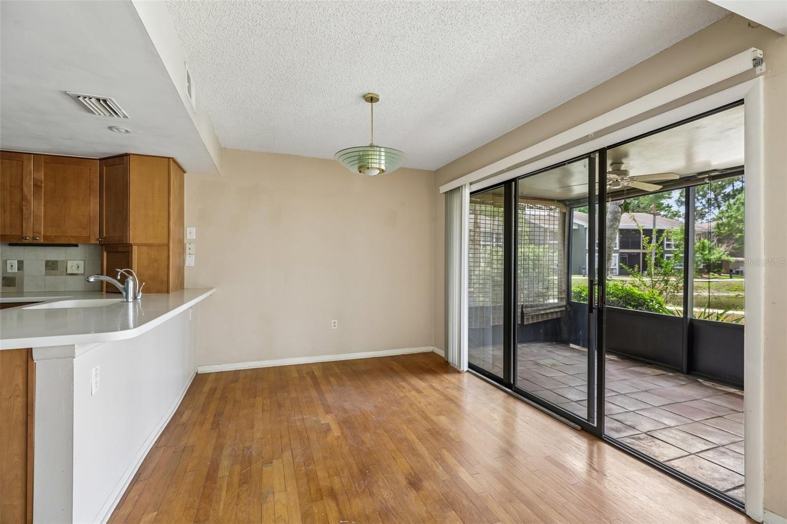 WINDHOVER CONDO - Residential