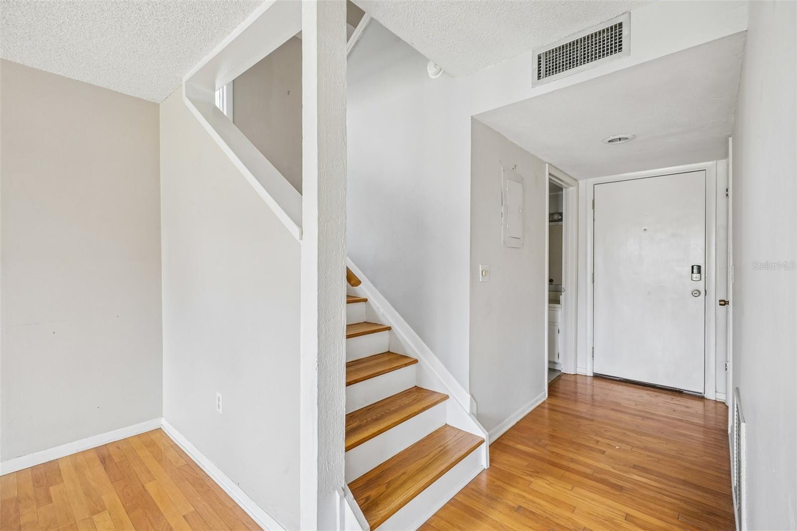 WINDHOVER CONDO - Residential