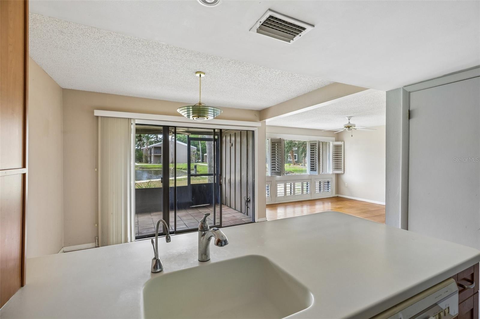 WINDHOVER CONDO - Residential