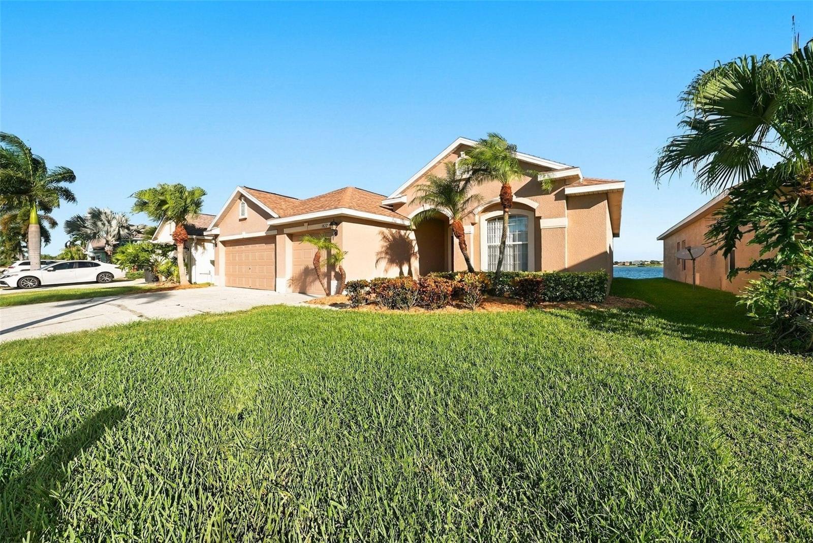 1822 MIRA LAGO CIRCLE, RUSKIN, FL, 33570 2 1822 MIRA LAGO CIRCLE