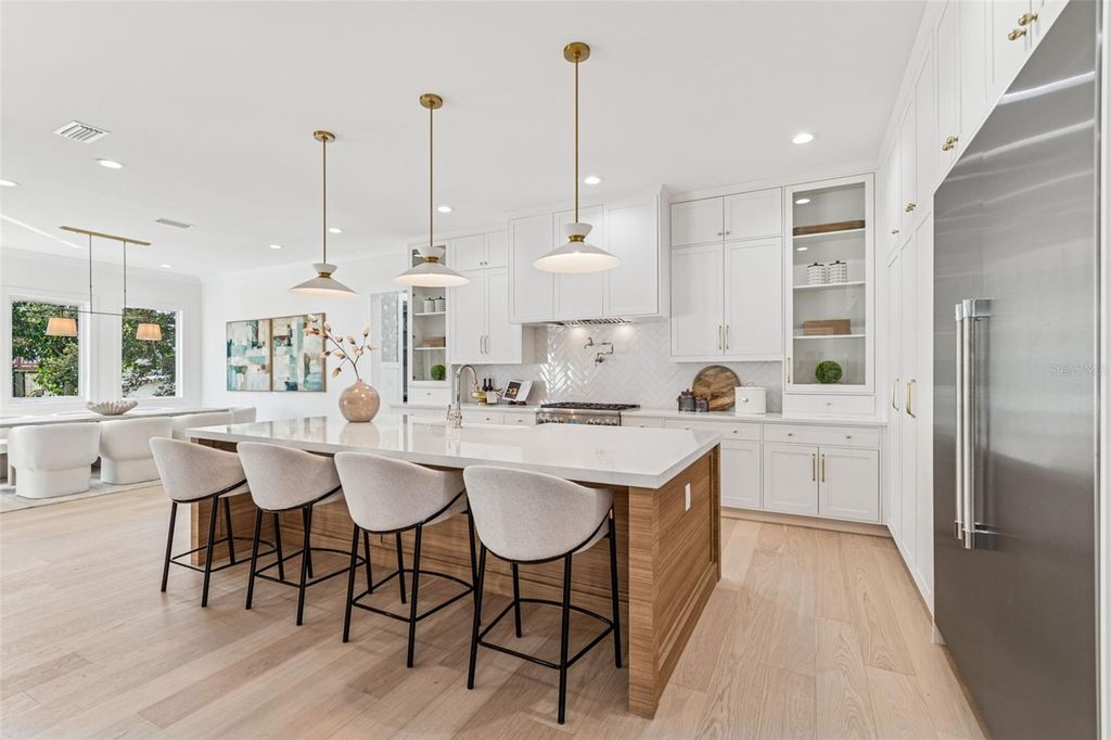 Photo of 4814 W Euclid Avenue, Tampa, FL 33629 (MLS # TB8461958)