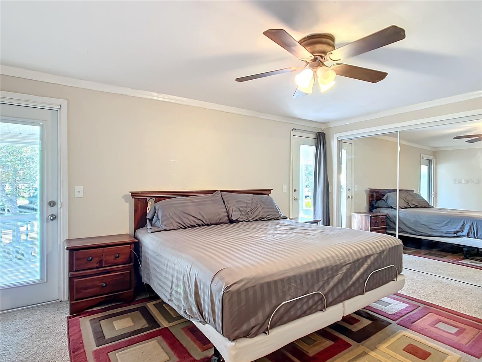 SIESTA SHORES UNIT 02 - Residential