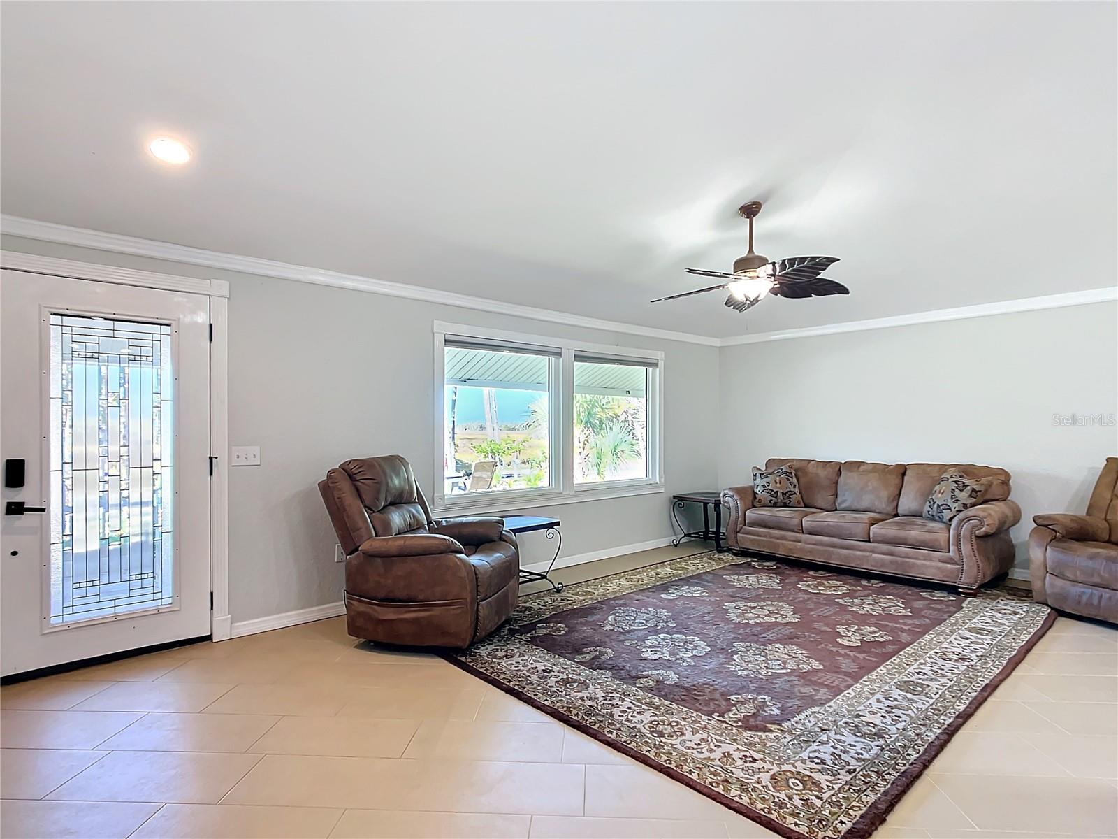 SIESTA SHORES UNIT 02 - Residential