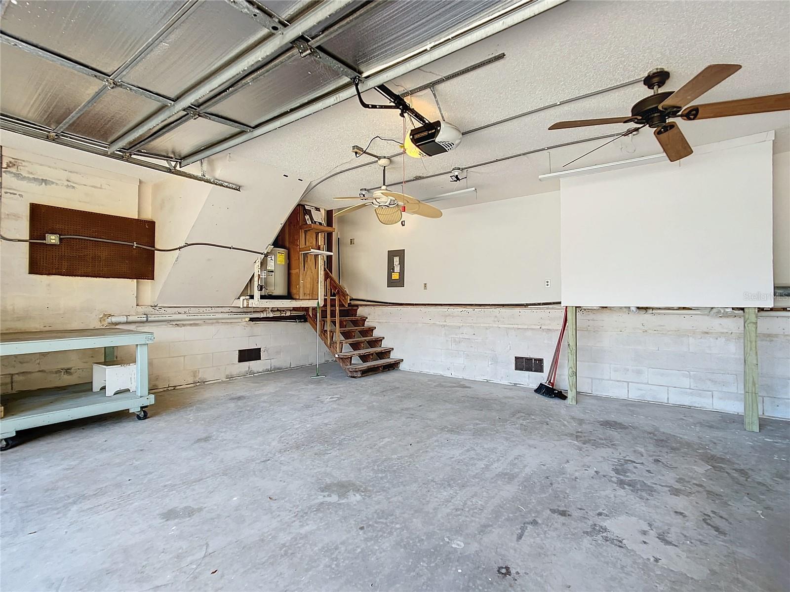 SIESTA SHORES UNIT 02 - Residential