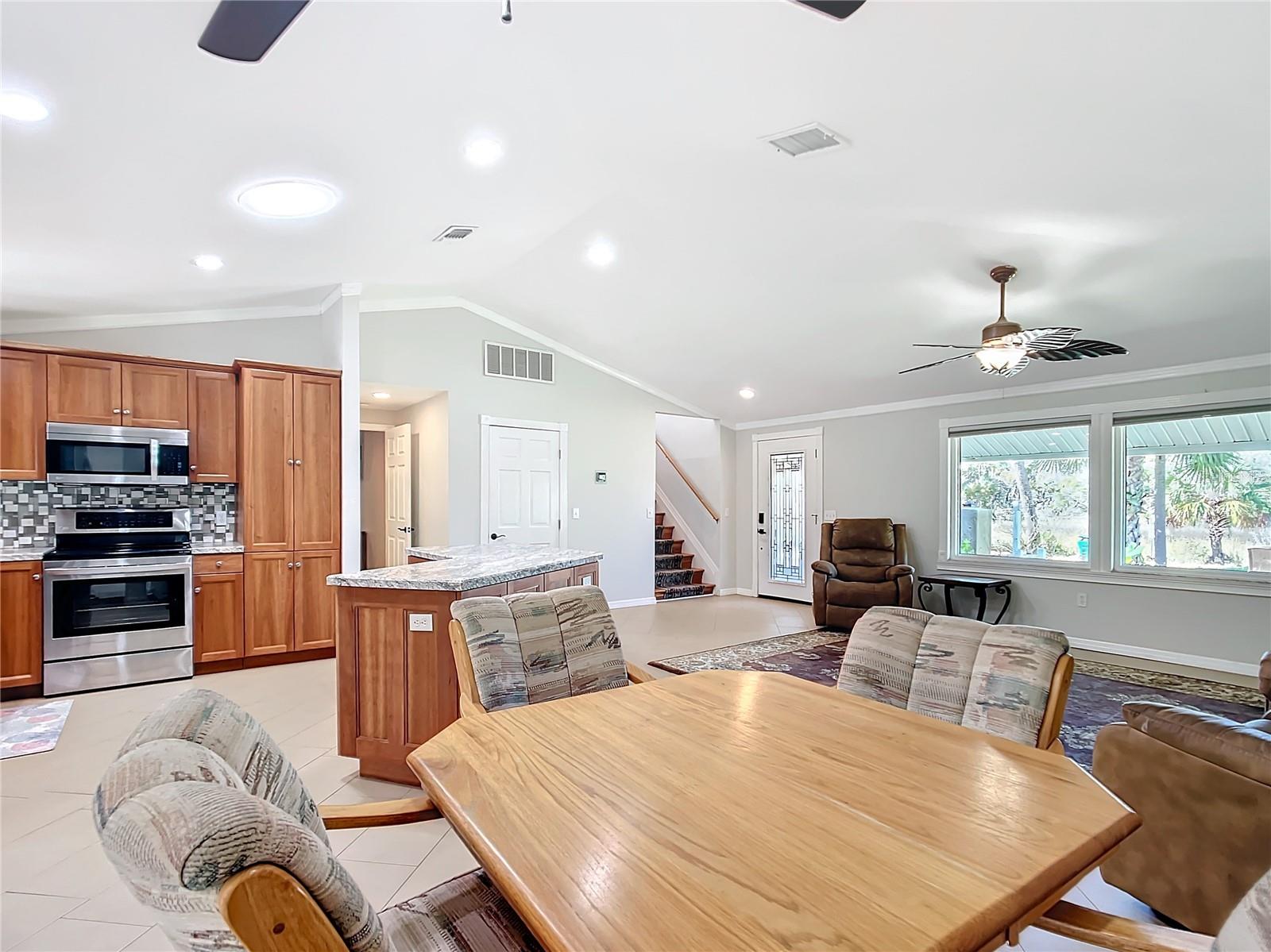 SIESTA SHORES UNIT 02 - Residential