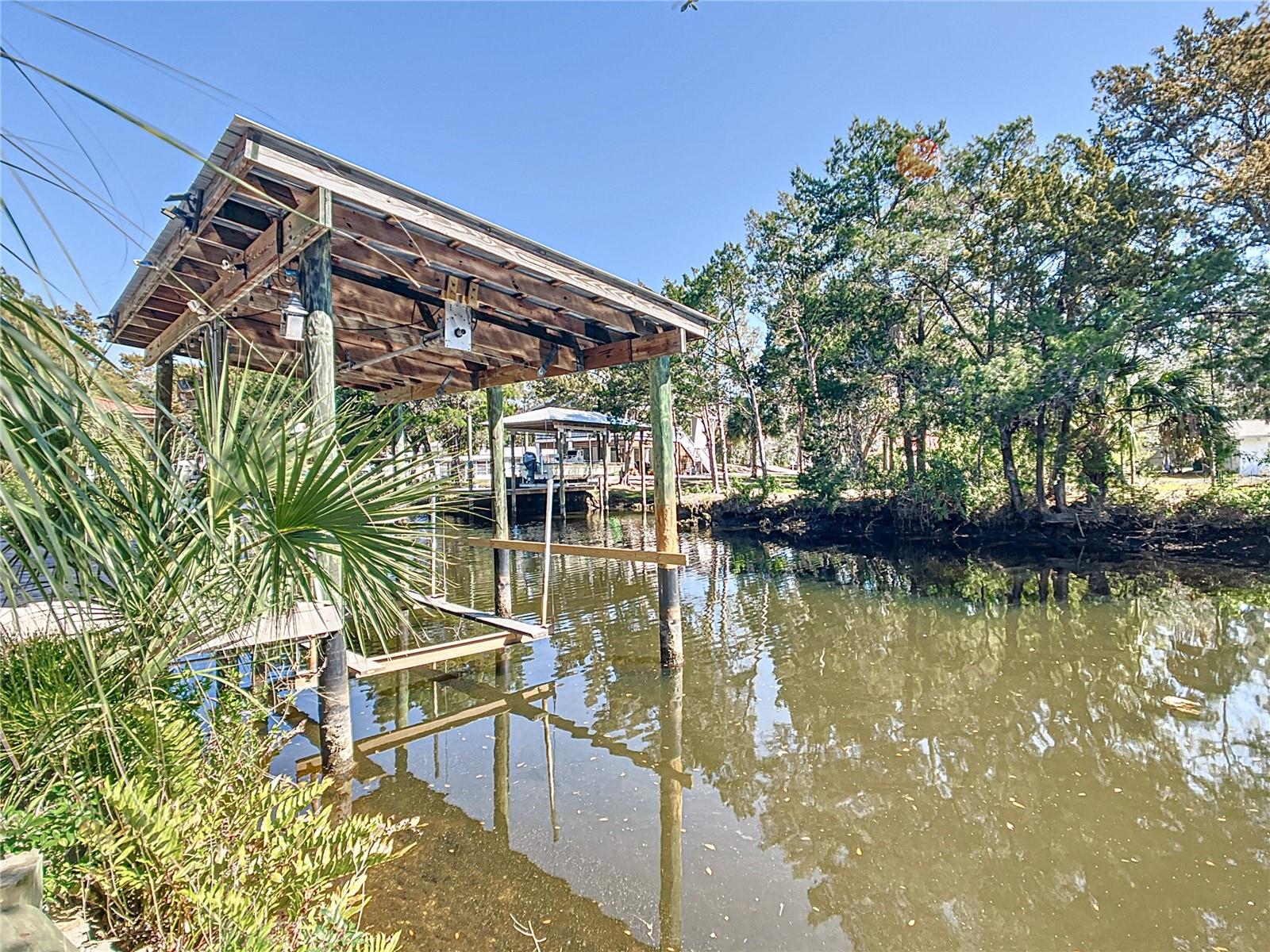 SIESTA SHORES UNIT 02 - Residential