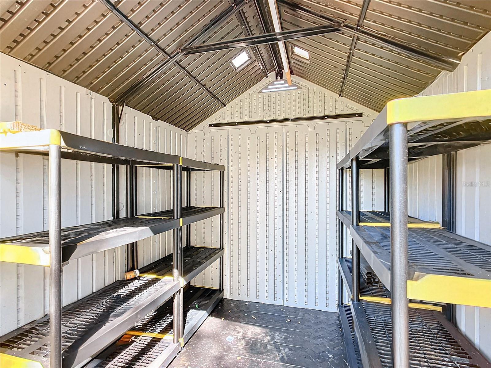 SIESTA SHORES UNIT 02 - Residential