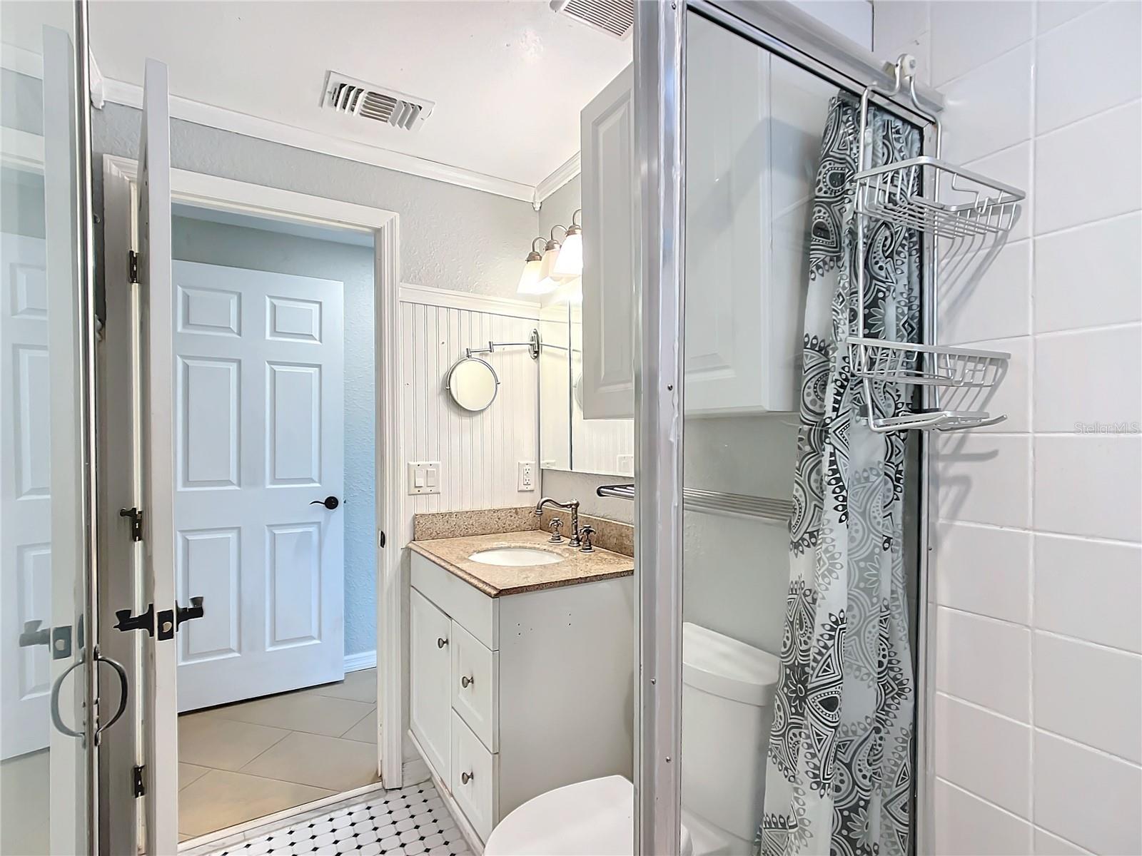 SIESTA SHORES UNIT 02 - Residential