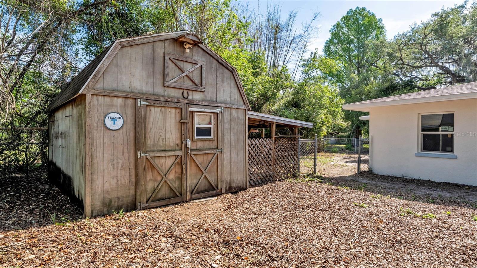 LAKEWOOD - Residential