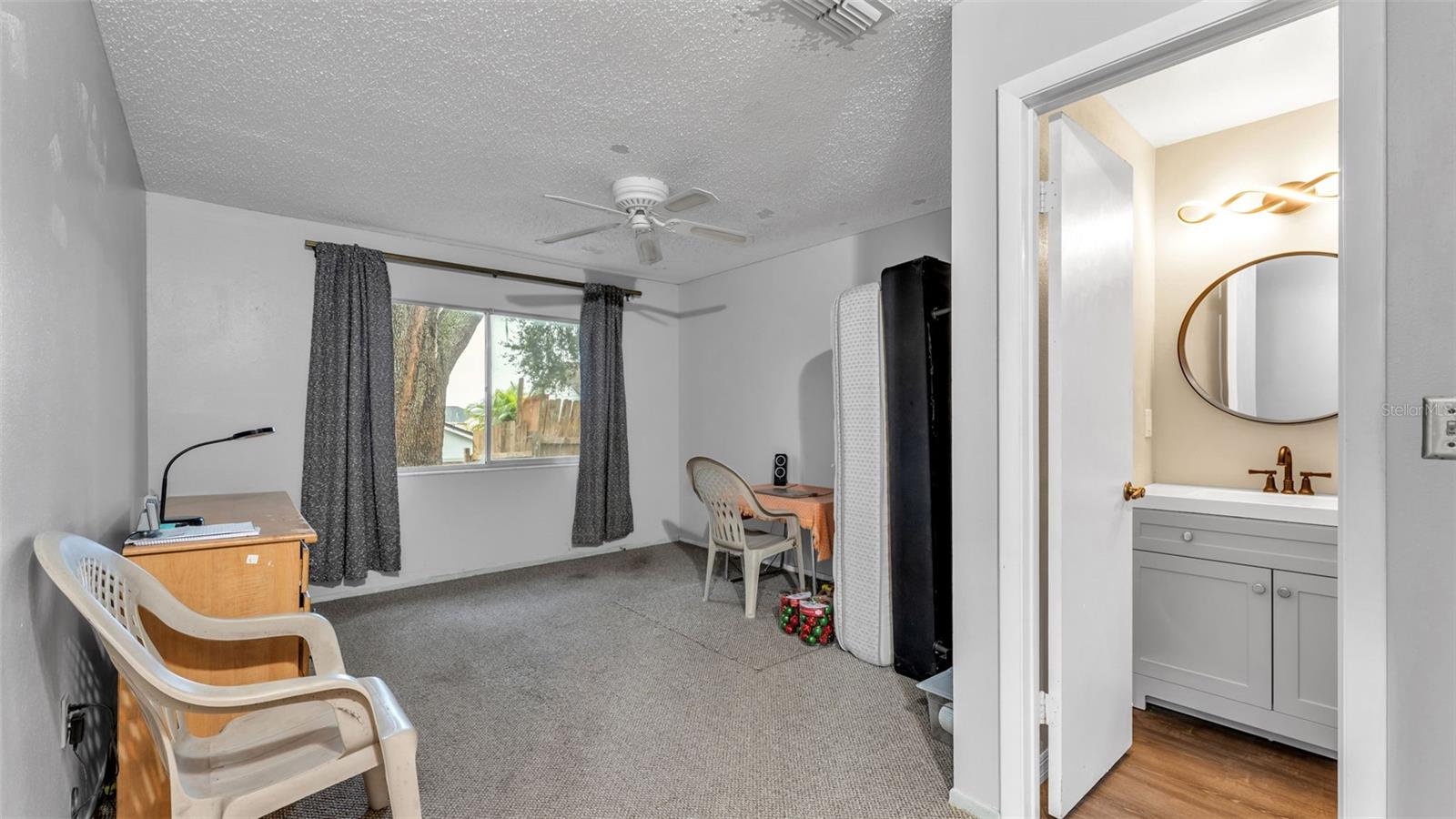 LAKE DEXTER WOODS 01 - Residential