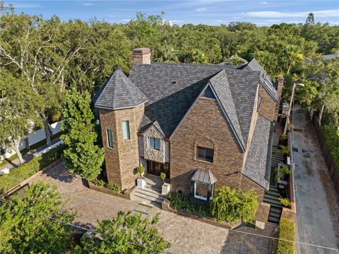 A home in TAMPA