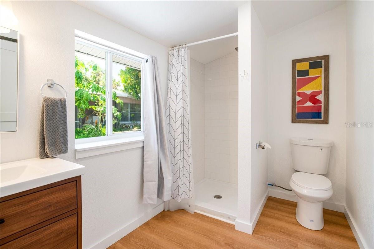 PELICAN SHORES - Residential