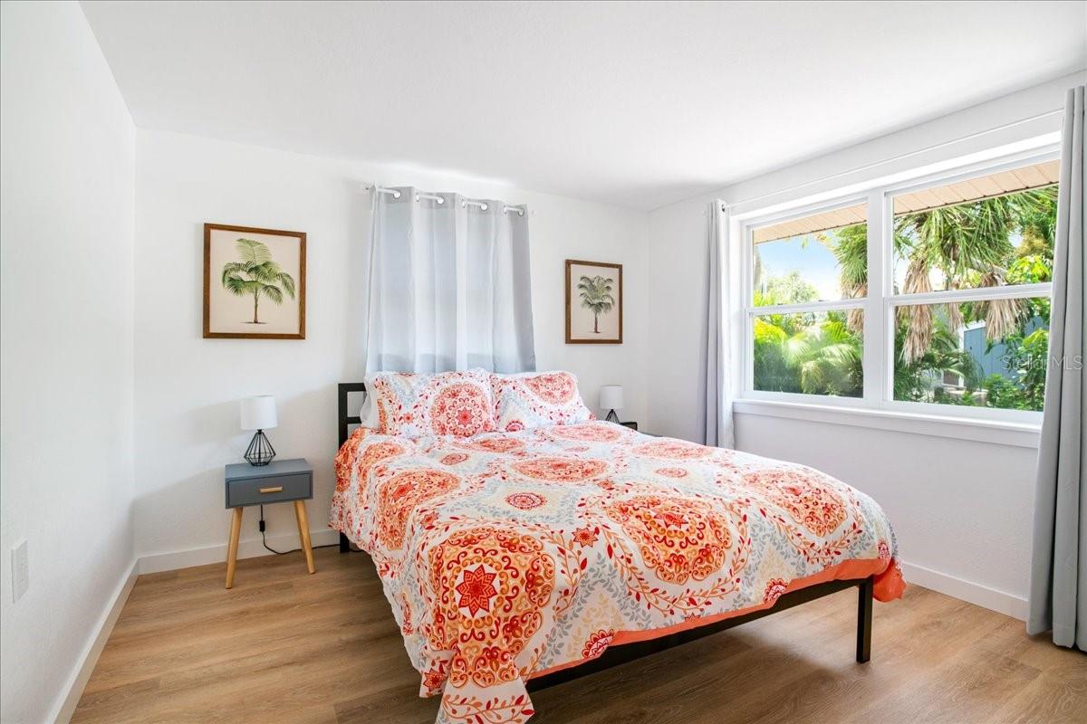 PELICAN SHORES - Residential