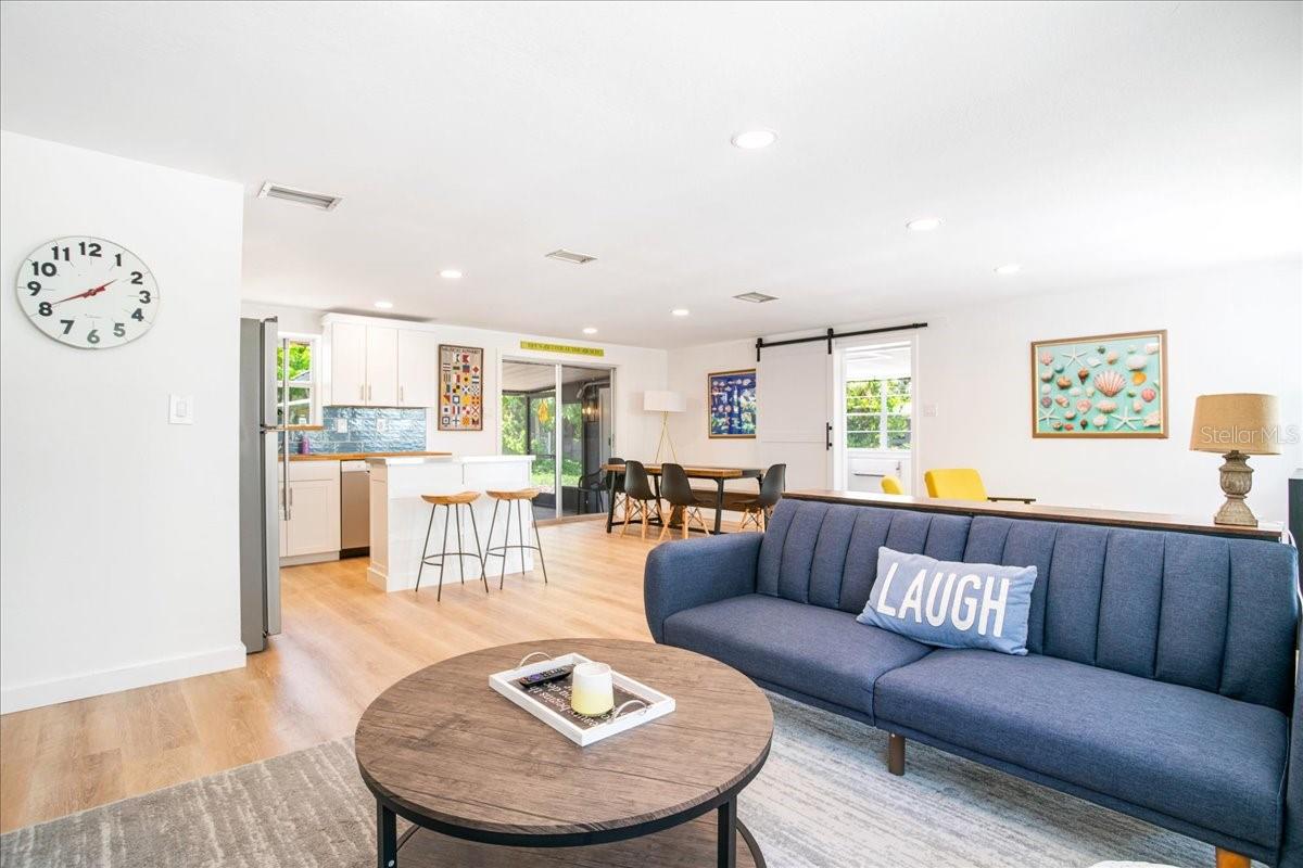 PELICAN SHORES - Residential