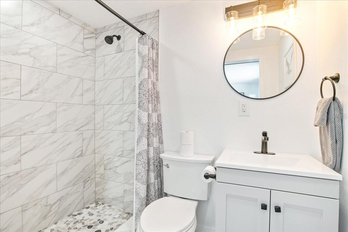 PELICAN SHORES - Residential