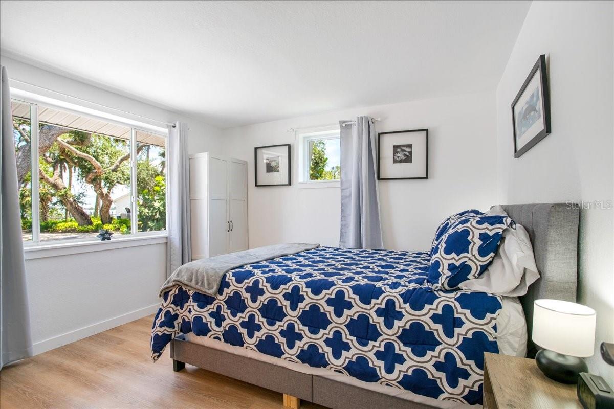 PELICAN SHORES - Residential