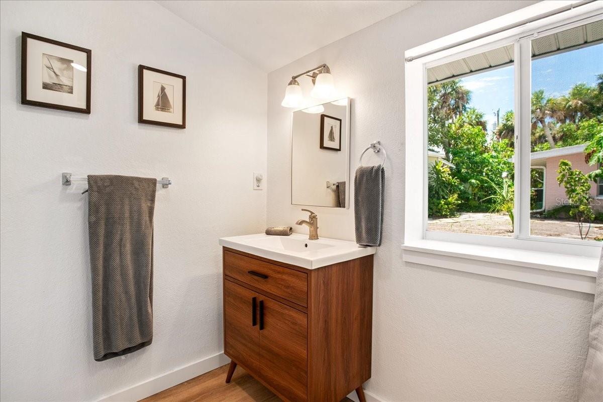 PELICAN SHORES - Residential