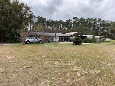 A home in OCKLAWAHA