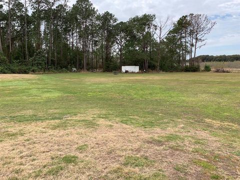 A home in OCKLAWAHA