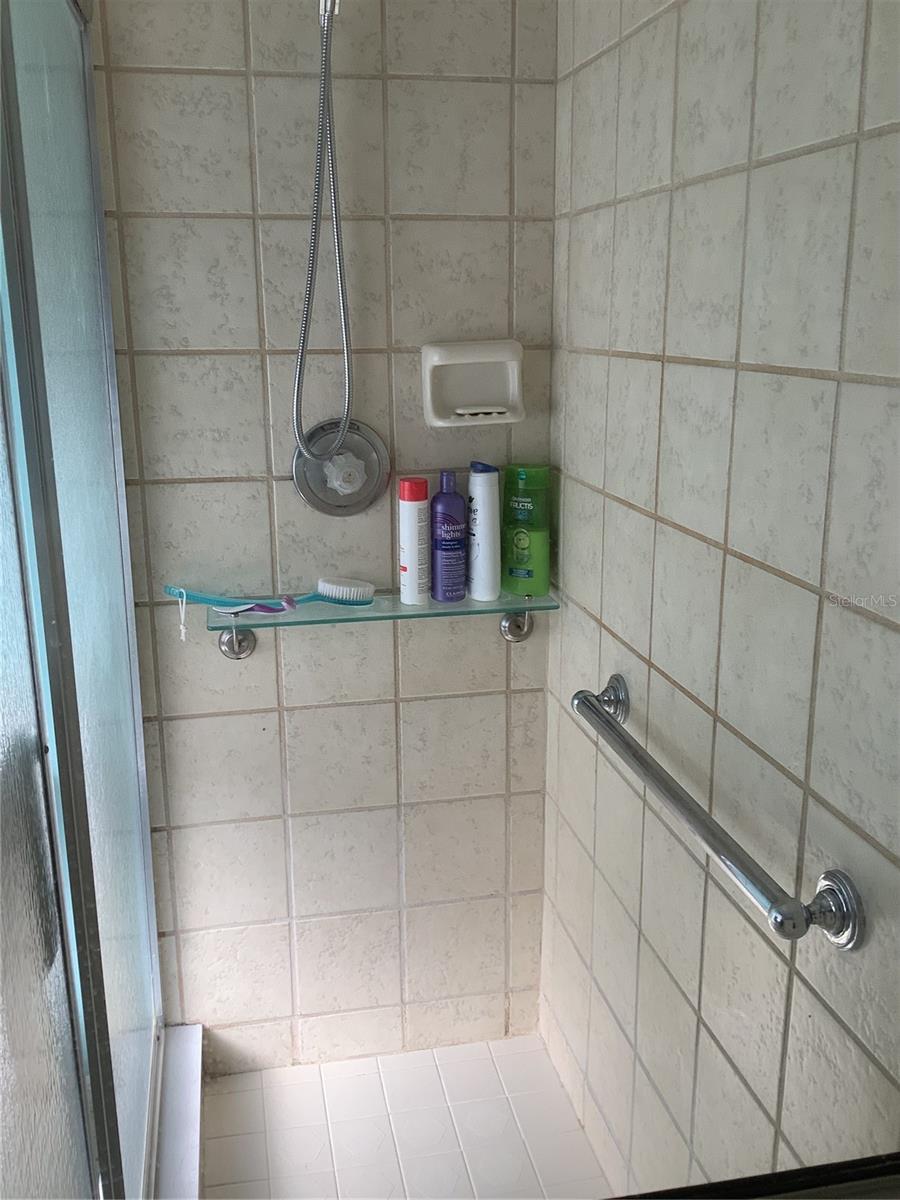 WHISP OAKS ESTATE PH 3 - Residential