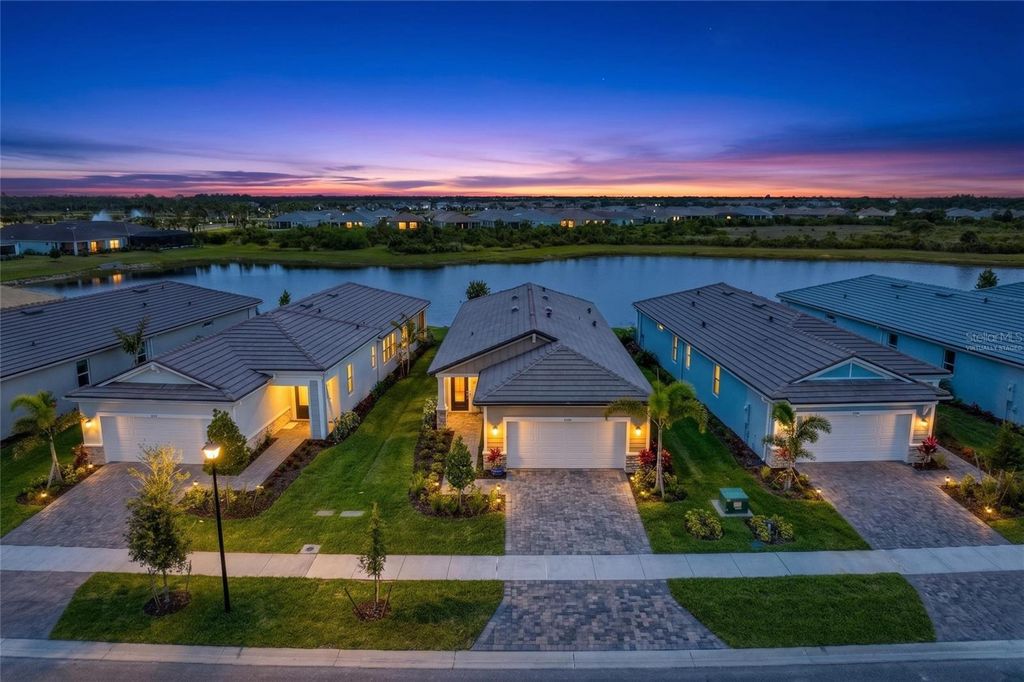 Photo of 11566 Boundless Terrace, Venice, FL 34293 (MLS # N6144394)