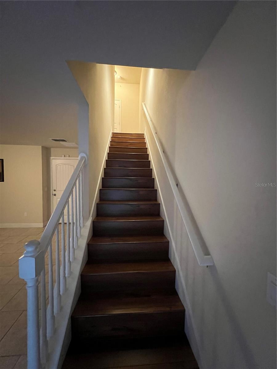 RAVINIA/EAST PARK - Residential Lease