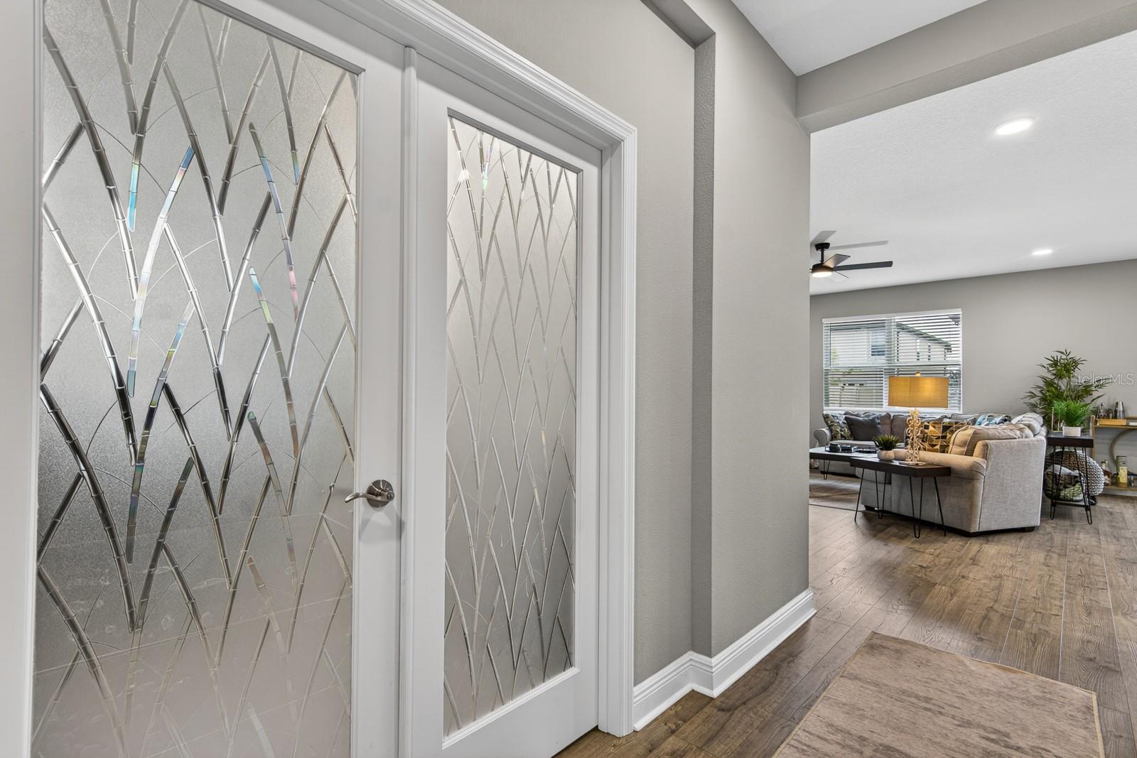7241 NOTCHED PINE BEND