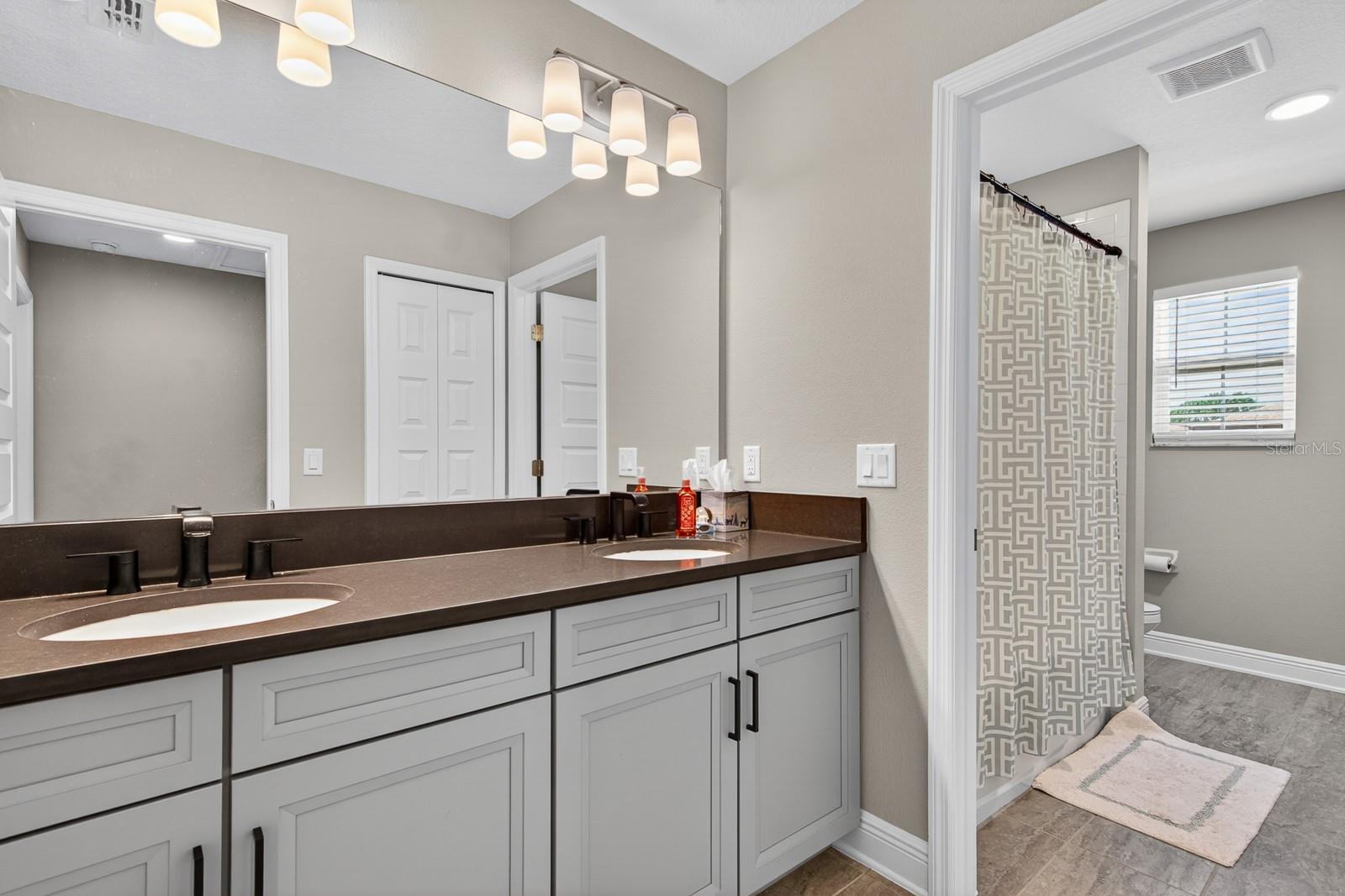 WHISPERING OAKS PRESERVE PH 1 - Residential