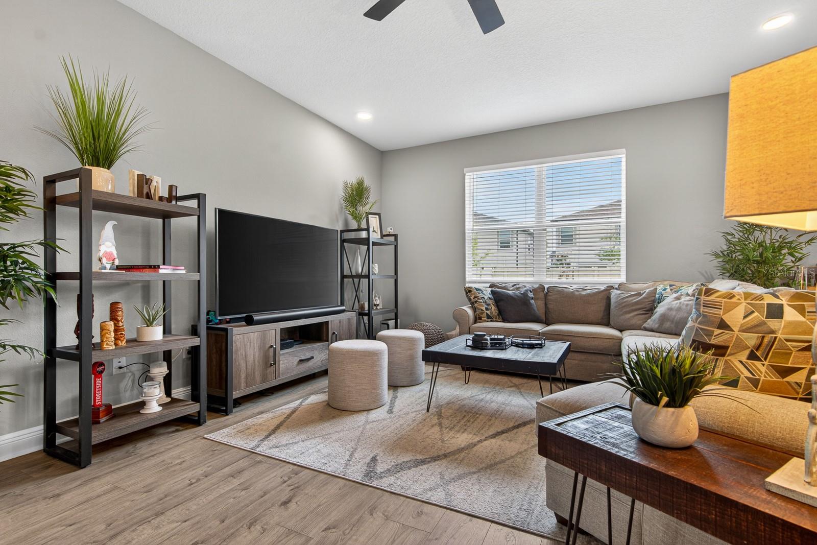 WHISPERING OAKS PRESERVE PH 1 - Residential