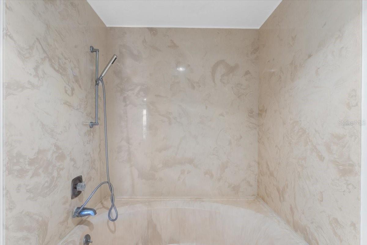 Ocean 01 Condo - Residential